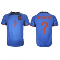 Camiseta Países Bajos Steven Bergwijn #7 Visitante Equipación Mundial 2022 manga corta